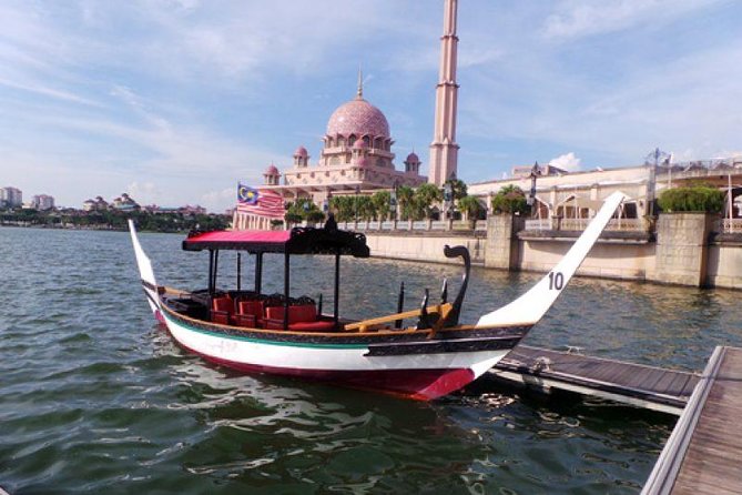 Putrajaya Tour with Traditional Boat Cruise & Pink Mosque (Private) - Putrajaya’s Pink Mosque and Government-City Design in One Morning