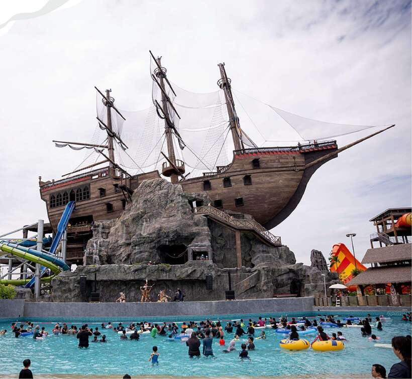 Selangor: SplashMania at Gamuda Cove - What you’ll do all day: slides, lazy river, wave pools, and splash zones
