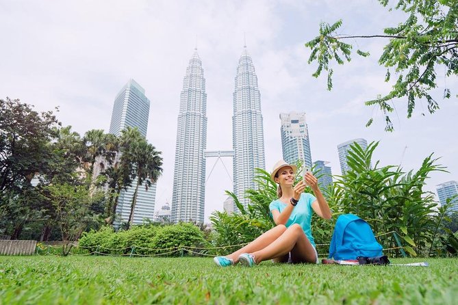️ Kuala Lumpur Instagram Tour: Most Famous Spots (Private & All-Inclusive) - Petronas Twin Towers: iconic street photos, no tower-ticket promise